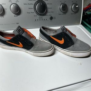 Used Nike SV Janoski Zooms, size 10
